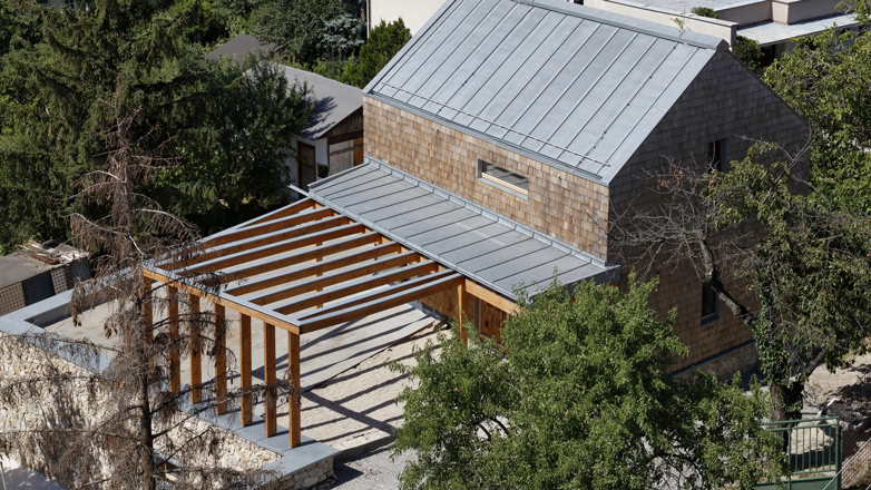 Dach-Zink-Fassade-Holz
